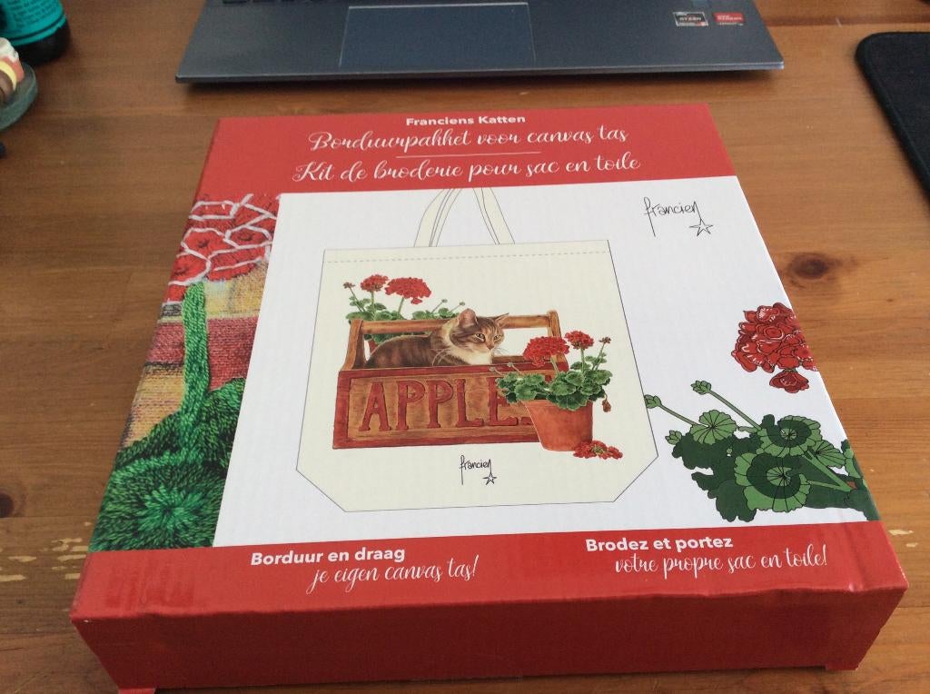 Franciens Katten Canvas tas Borduurpakket. 38 x 42 cm, Ophalen of Verzenden, Nieuw, Handborduren, Borduurpakket