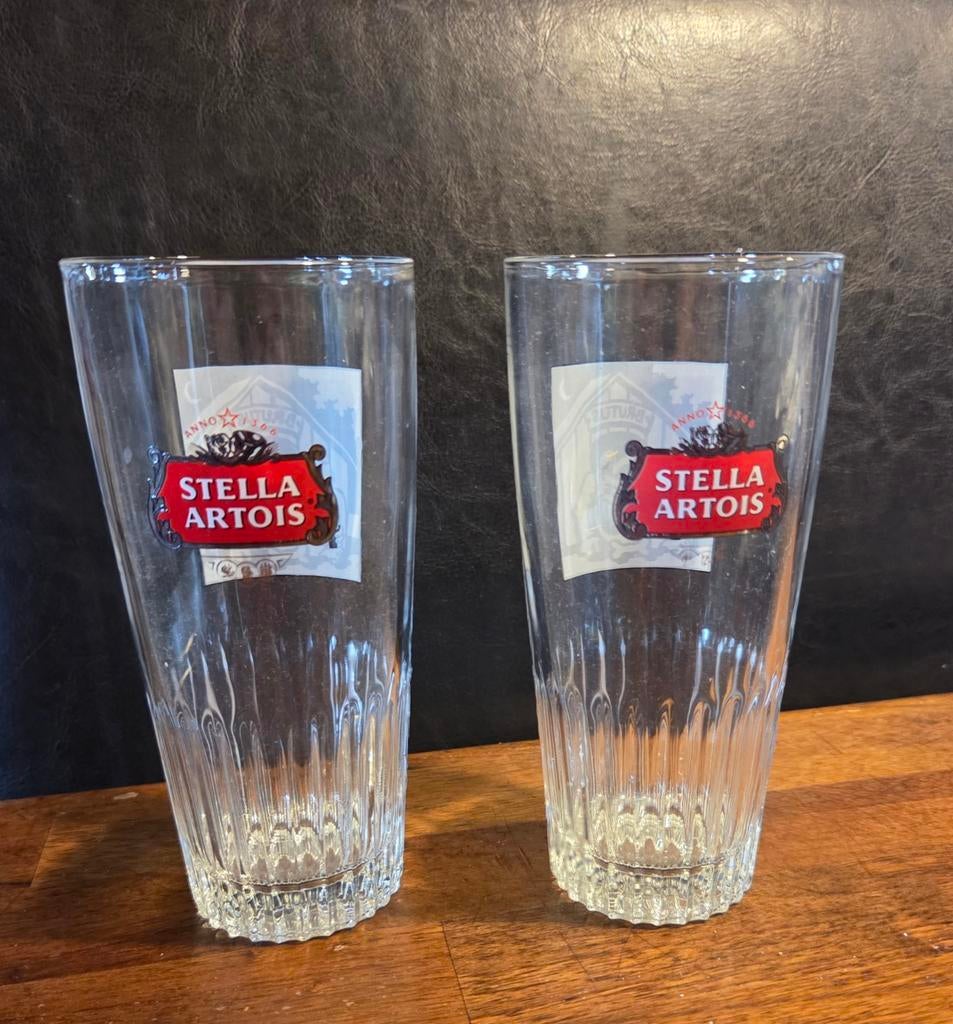 Vintage Stella Artois "Brutus" Bierglas - 2 stuks, Verzamelen, Ophalen of Verzenden, Zo goed als nieuw, Glas of Glazen, Stella Artois