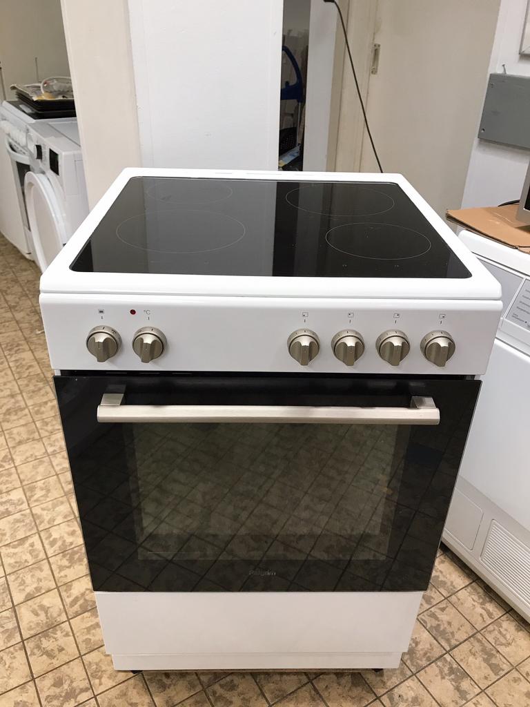 Te koop pelgrim inductie fornuis op 2 fasen in Nieuwe Staat, Zo goed als nieuw, Energieklasse A of zuiniger, Inductie, 85 tot 90 cm