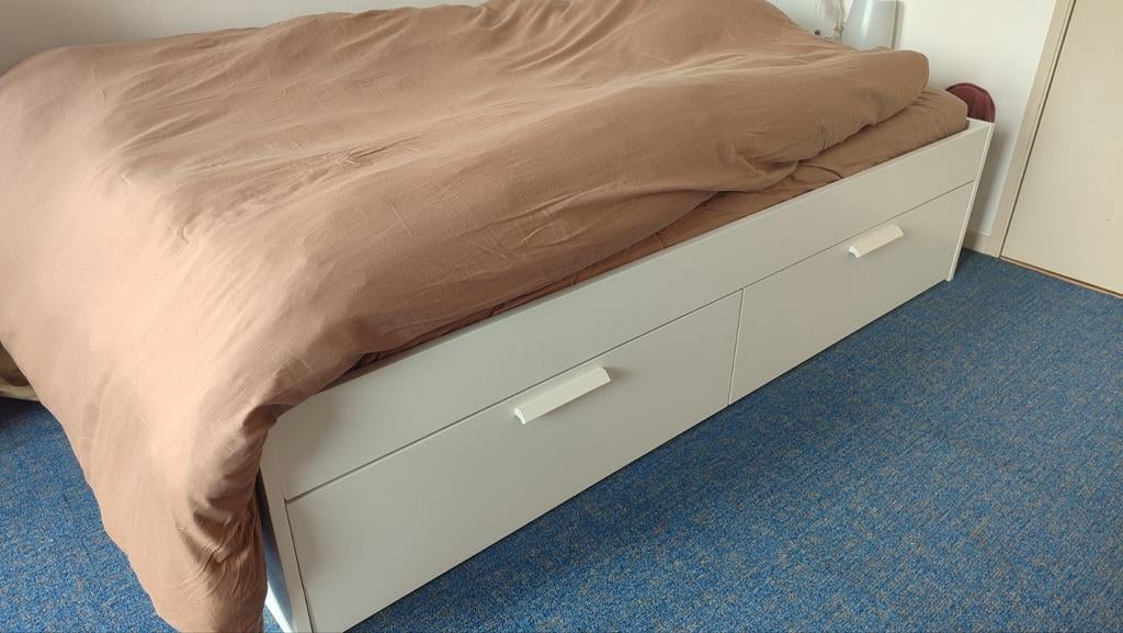Houten IKEA bed wit met lades – 140x200, Ophalen, Gebruikt, Wit, Tweepersoons