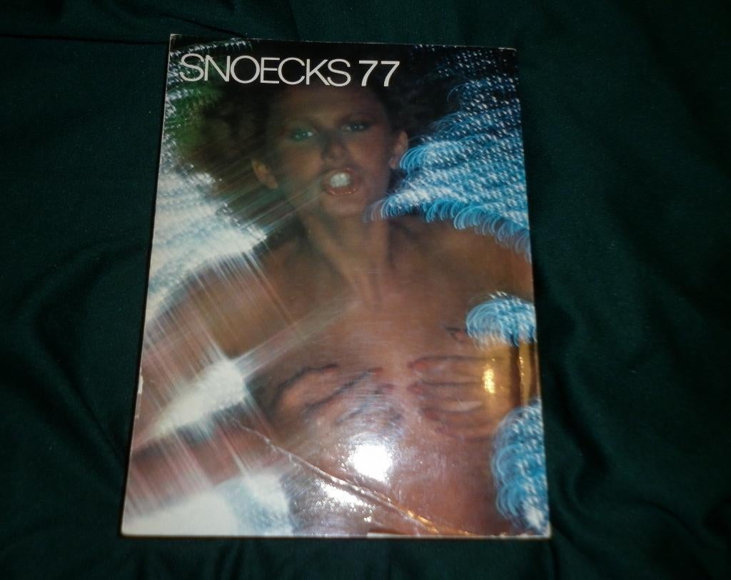 SNOECKS 1977, Boeken, Kunst en Cultuur | Fotografie en Design, Gelezen, Overige onderwerpen, Ophalen of Verzenden