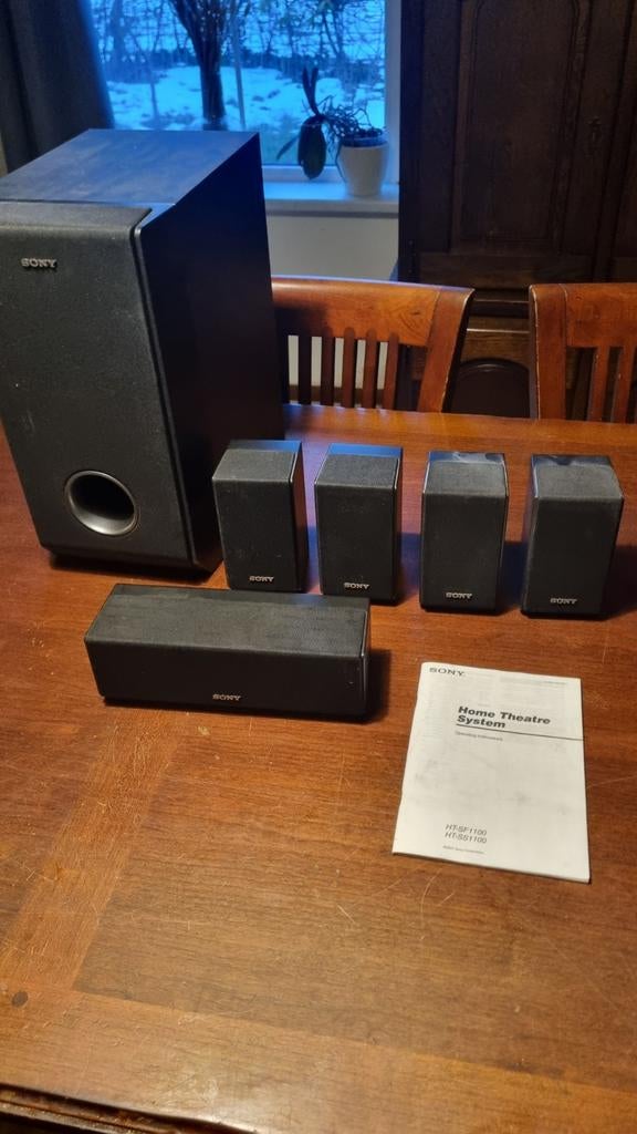 Sony HT-SF1100 Home Theatre System 5.1 met handleiding, Gebruikt, 70 watt of meer, Ophalen of Verzenden, 5.1-systeem