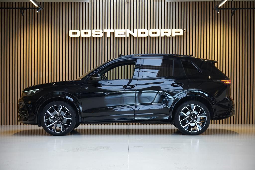 Volkswagen Tiguan 1.5eHybrid/272pk R-Line Blackstyle|2025|Pa, 4 cilinders, Zwart, Leder, Hybride Elektrisch/Benzine