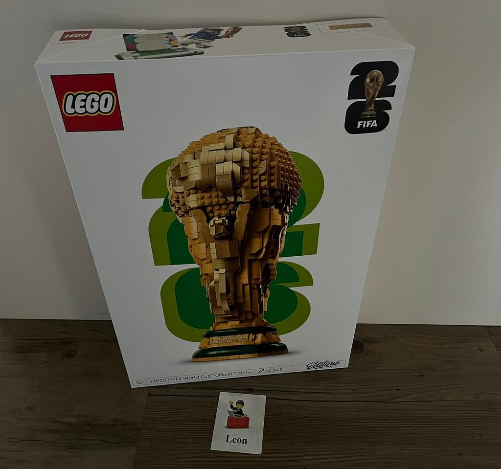 Lego Editions 43020 Officiële FIFA World Cup trofee - Nieuw, Overige thema's, Lego, Nieuw, Ophalen of Verzenden