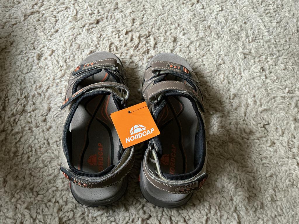 Nordcap sandalen  nieuw mt 39 opbrengst giro 555, Ophalen of Verzenden, Nieuw, Bruin, Sandalen of Muiltjes