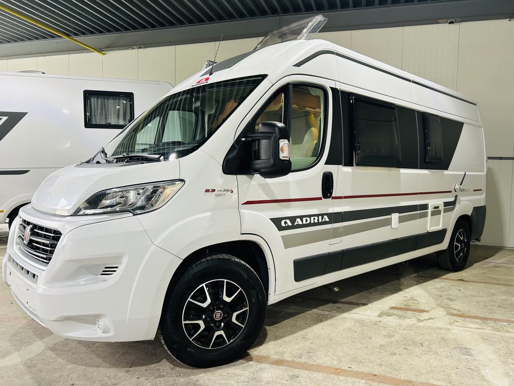 Adria TWIN 600 SP Twin 600 SP 1e eigenaar in TOP staat!, Buscamper of Camperbus, Ringverwarming, Molenweg 3C
9963PG  WARFHUIZEN, NL