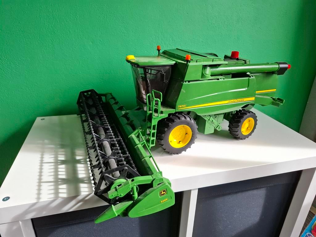 Bruder 1:16 John Deere Combine, Ophalen, Zo goed als nieuw