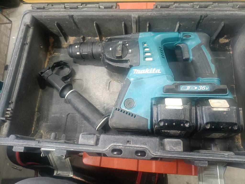 Makita SDS accu boorhamer & boormachine, Doe-het-zelf en Verbouw, Ophalen of Verzenden, Zo goed als nieuw, Boormachine, Variabele snelheid