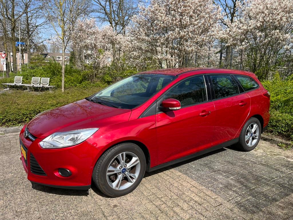 Ford Focus 1.0 EcoBoost–Nieuwe koppeling, APK, extra banden, Euro 5, Stof, 100 pk, Origineel Nederlands