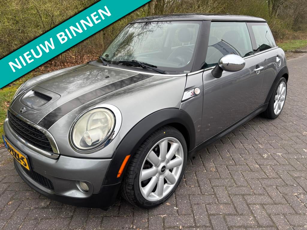 Mini Mini 1.6 Cooper S Mayfair | Nwe APK | Airco | Stoelverw, Auto's, Voorwielaandrijving, Gebruikt, Stoelverwarming, 4 cilinders