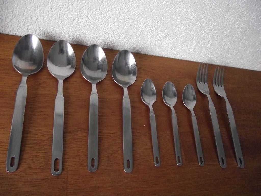 9 retro RVS bestek met ophangoog motief als Monza 1970 p st, Ophalen of Verzenden, Zo goed als nieuw, Rvs of Chroom, Vaatwasserbestendig