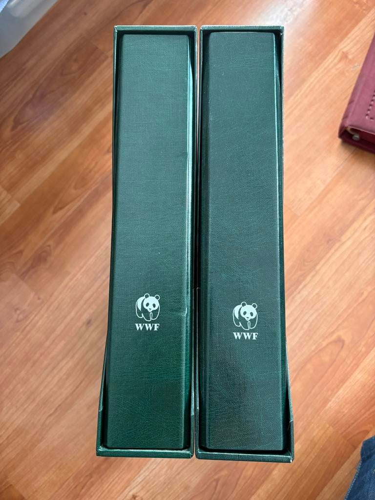 Postzegelboeken WNF in nieuwstaat, Ophalen of Verzenden, Verzamelalbum