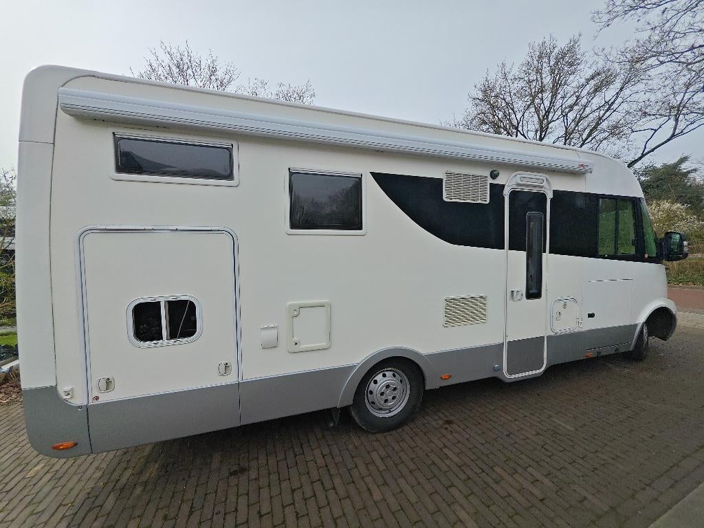 Ruime luxe Rimor vol integraal met veel opties, Afzuigkap, Ringverwarming, Fiat, 7 tot 8 meter