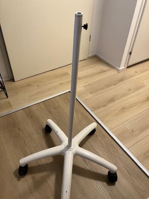 rolstatief voor luxo lamp, Ophalen, Gebruikt, Loeplamp