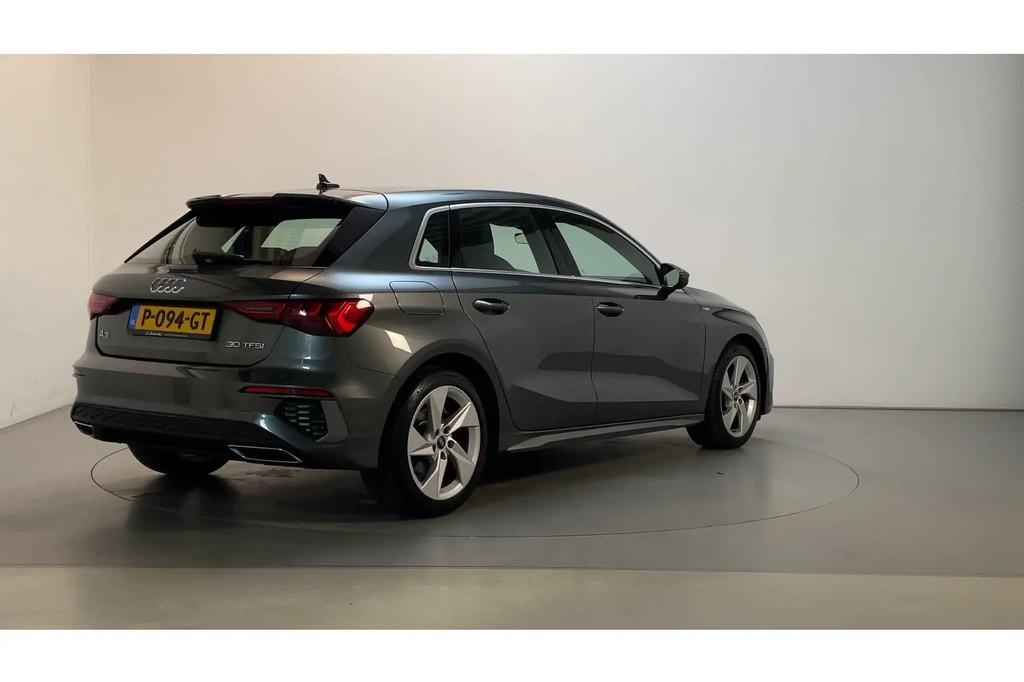 Audi A3 Sportback 30 TFSI S-Tronic S Edition Le € 22.950,0, Gebruikt, Leder en Stof, Origineel Nederlands, Bedrijf