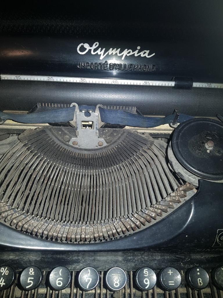 Typemachine,bieden vanaf alleen bij echte interesse, Diversen, Typemachines, Ophalen, Gebruikt