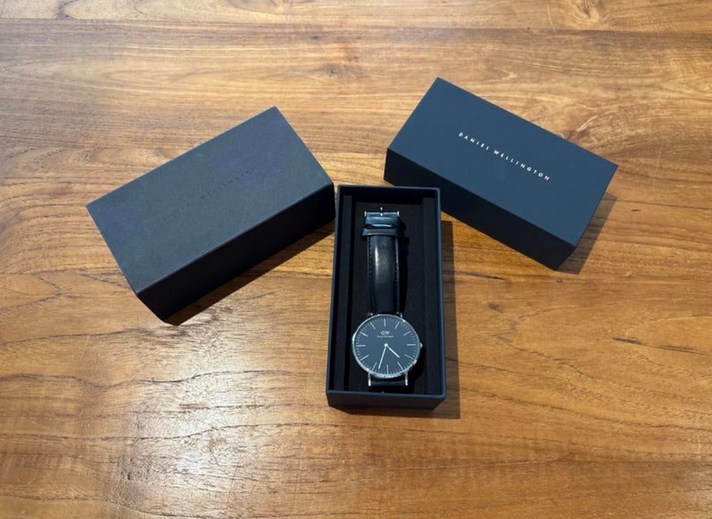 Daniel Wellington Classic Sheffield, Ophalen of Verzenden, Zo goed als nieuw, Leer, Overige merken