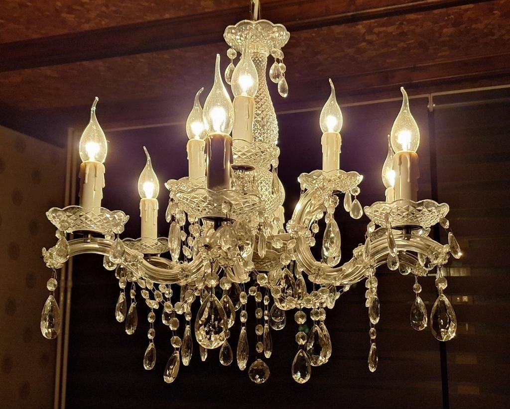 Middelgrote 2 laags kroonluchter, Ophalen