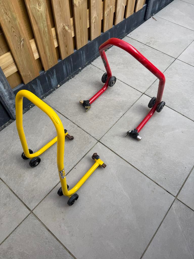 Motor paddock voor en achterwiel, Ophalen, Gebruikt