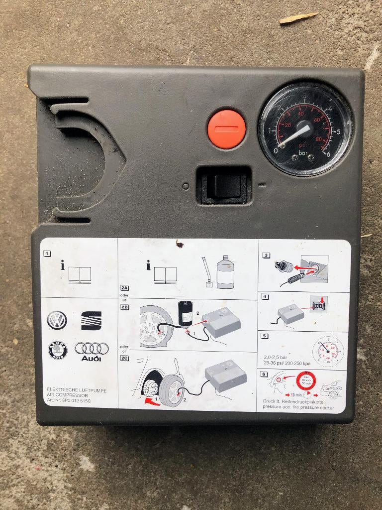 Bandenpomp compressor met nieuw antilekmiddel, Ophalen, Zo goed als nieuw