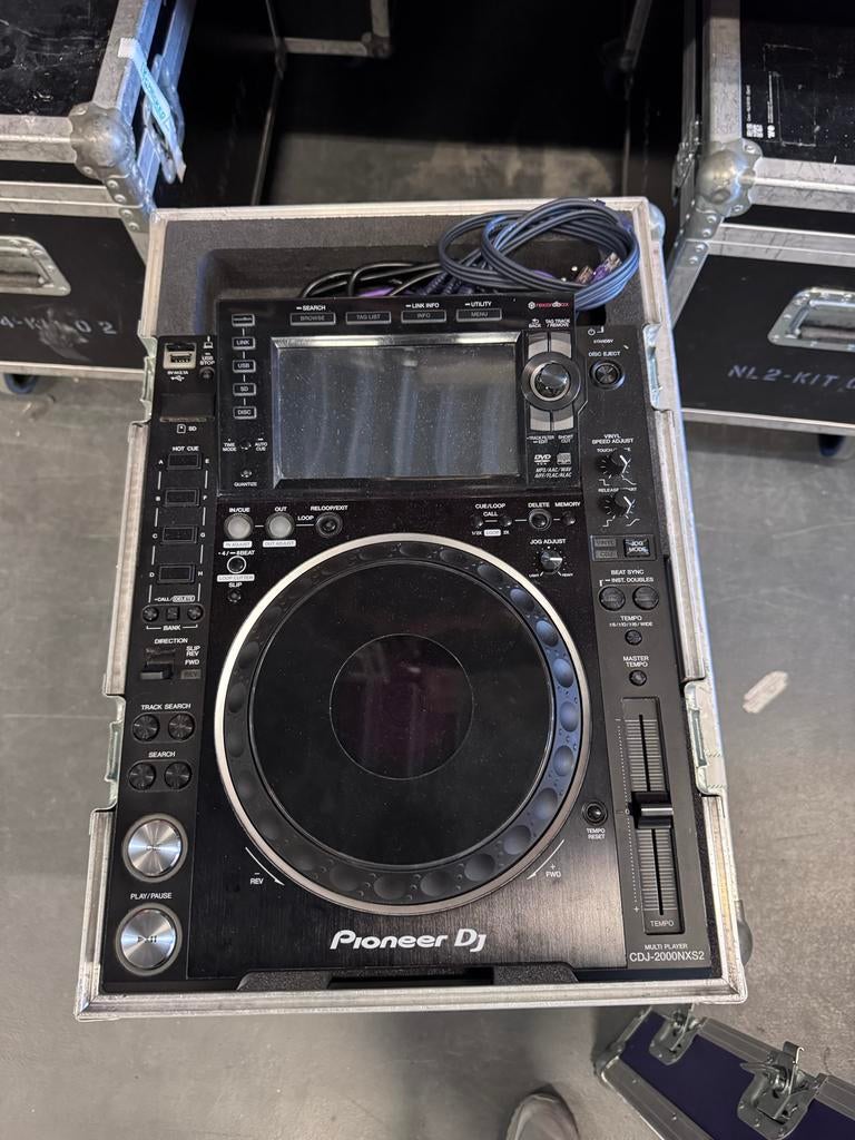 Pioneer CDJ 2000NXS2 met flightcase - Werkt perfect, Muziek en Instrumenten, Dj-sets en Draaitafels, Ophalen, Gebruikt, Draaitafel