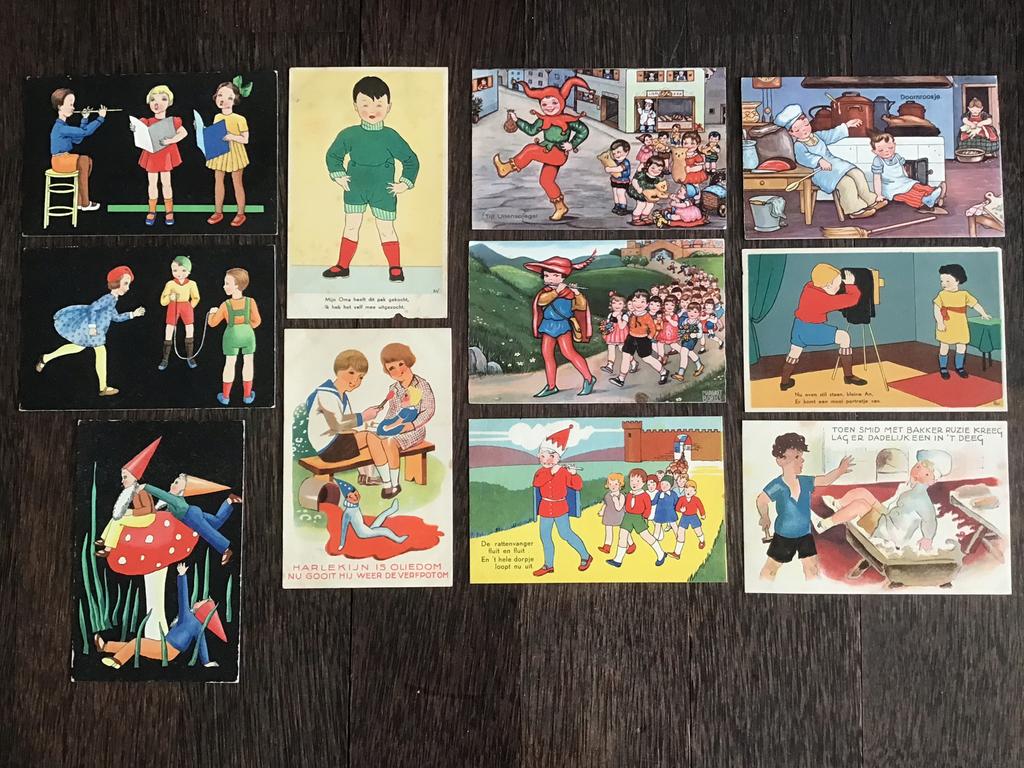 11 kleurige kinder ansichtkaarten uit de jaren dertig, Verzamelen, Ophalen of Verzenden, 1940 tot 1960