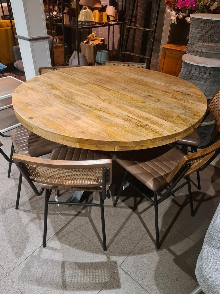 Nieuwe eettafel rond 130cm mangohout spinpoot €225, Ophalen, ., Nieuw, .