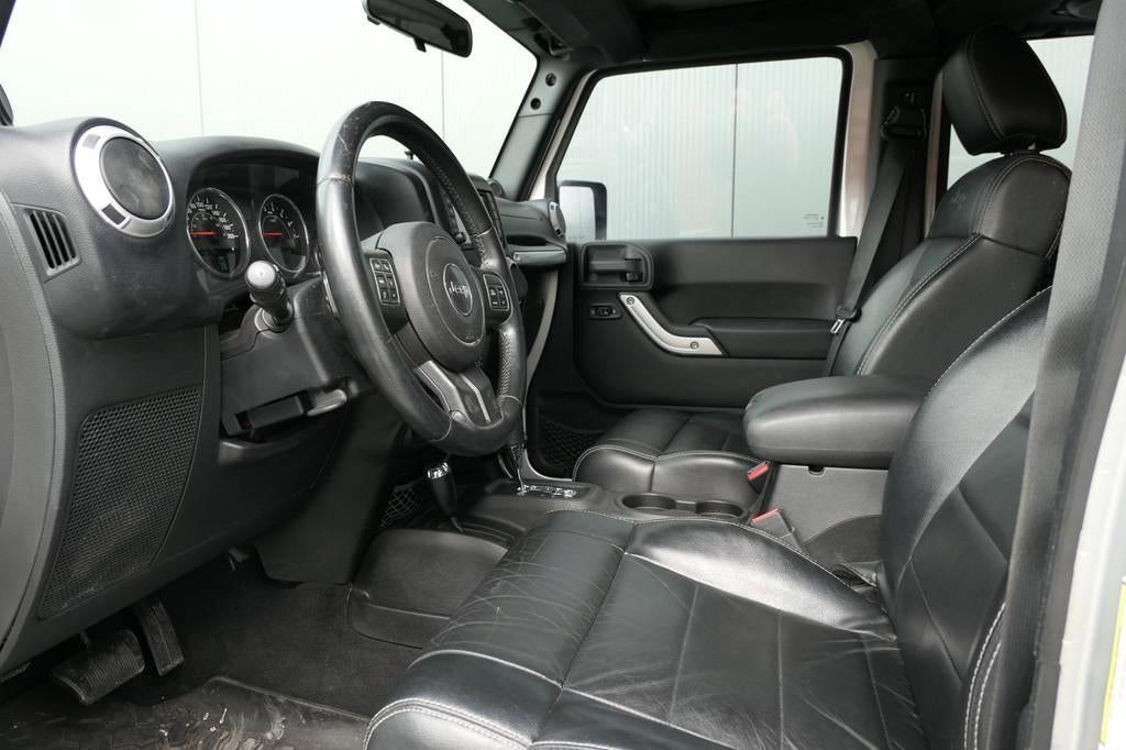 Jeep Wrangler Unlimited 3.6 Sahara Trekhaak Leder Stoelverwa, Automaat, Gebruikt, Zwart, Leder