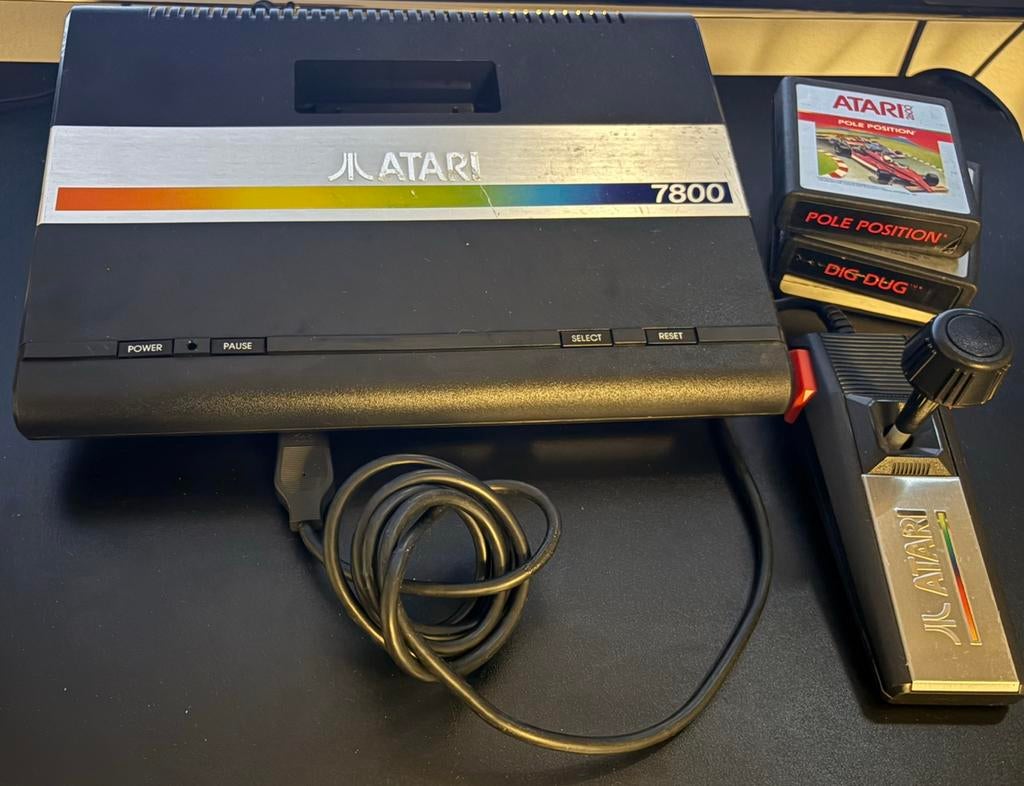 Atari 7800 met Asteroids, CX24 Joystick en 2600 spellen, Verzenden, Atari 7800 of Flashback, Met 1 controller, Gebruikt