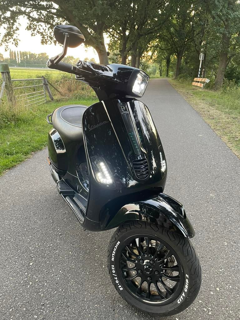 Vespa s50, 4t4v, 80cc., Fietsen en Brommers, Ophalen, Maximaal 45 km/u, Vespa S, Zo goed als nieuw