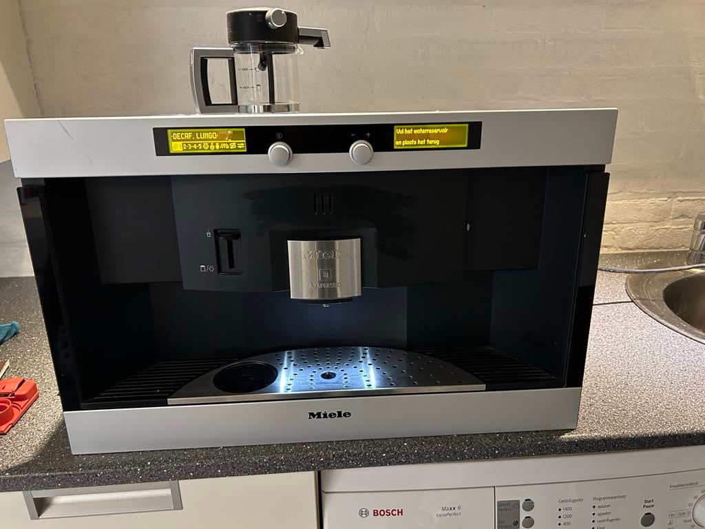 Miele inbouw koffiemachine, Witgoed en Apparatuur, Koffiezetapparaten, Gebruikt, Koffiemachine, Koffiebonen, Ophalen