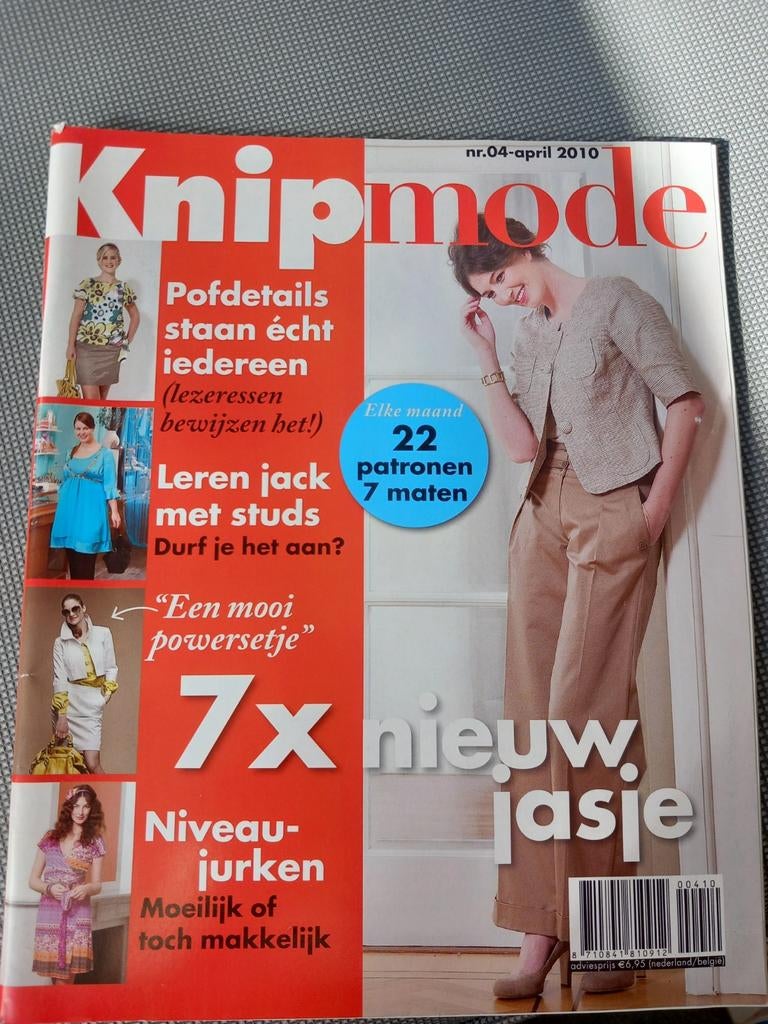 Knipmode april 2010 - Nieuw jasje en 22 patronen, Ophalen of Verzenden