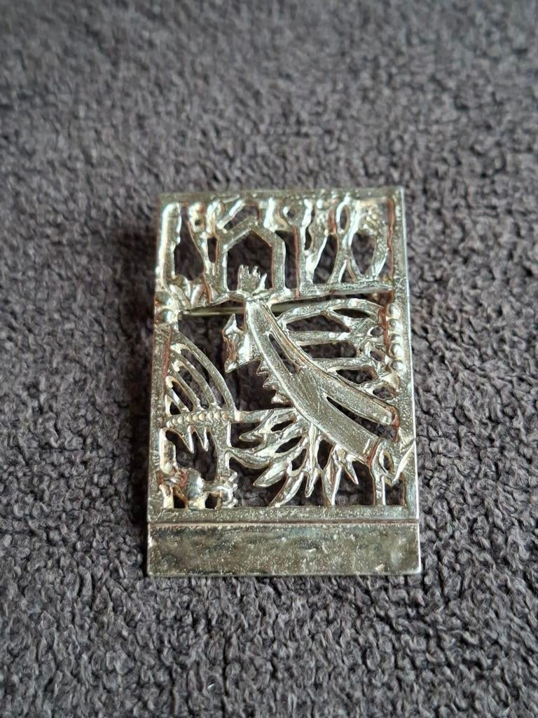 ZILVER SPELD/HANGER JEROEN KRABBE IN ORIGINEEL  DOOSJE, Ophalen of Verzenden, Zilver