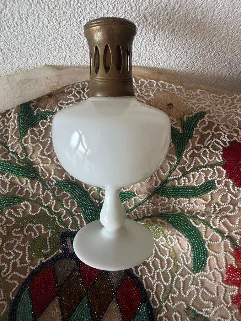 Antieke Lampe Berger opaline., Ophalen of Verzenden