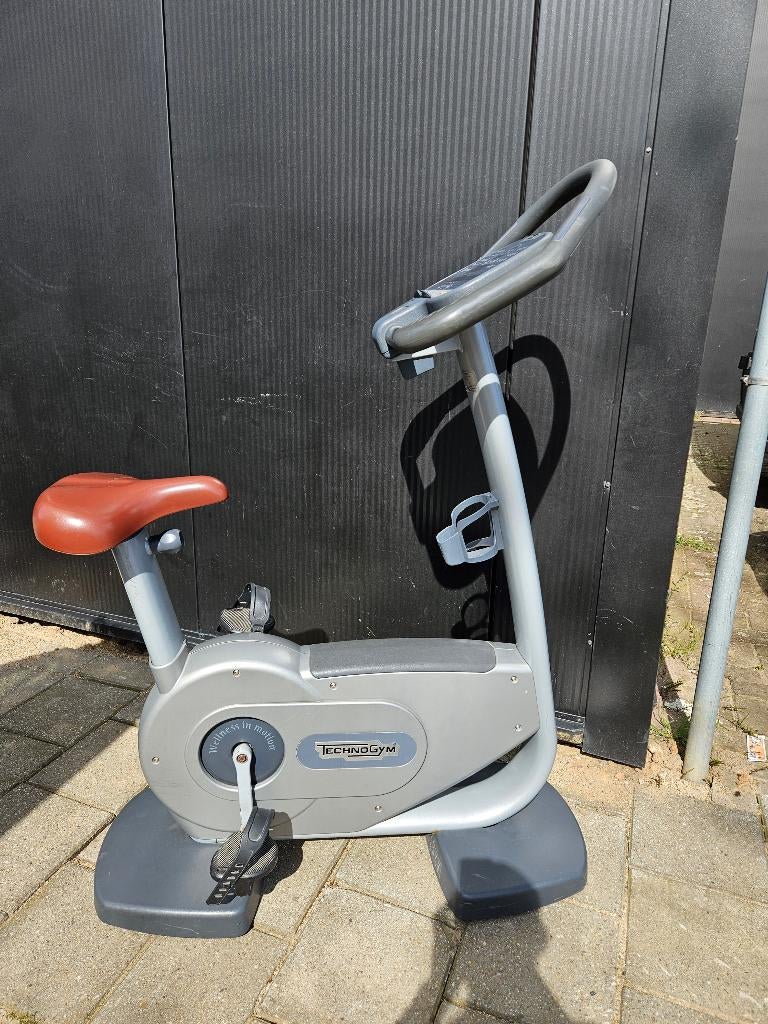 Technogym Excite 700 bike, Sport en Fitness, Ophalen, Gebruikt, Overige typen