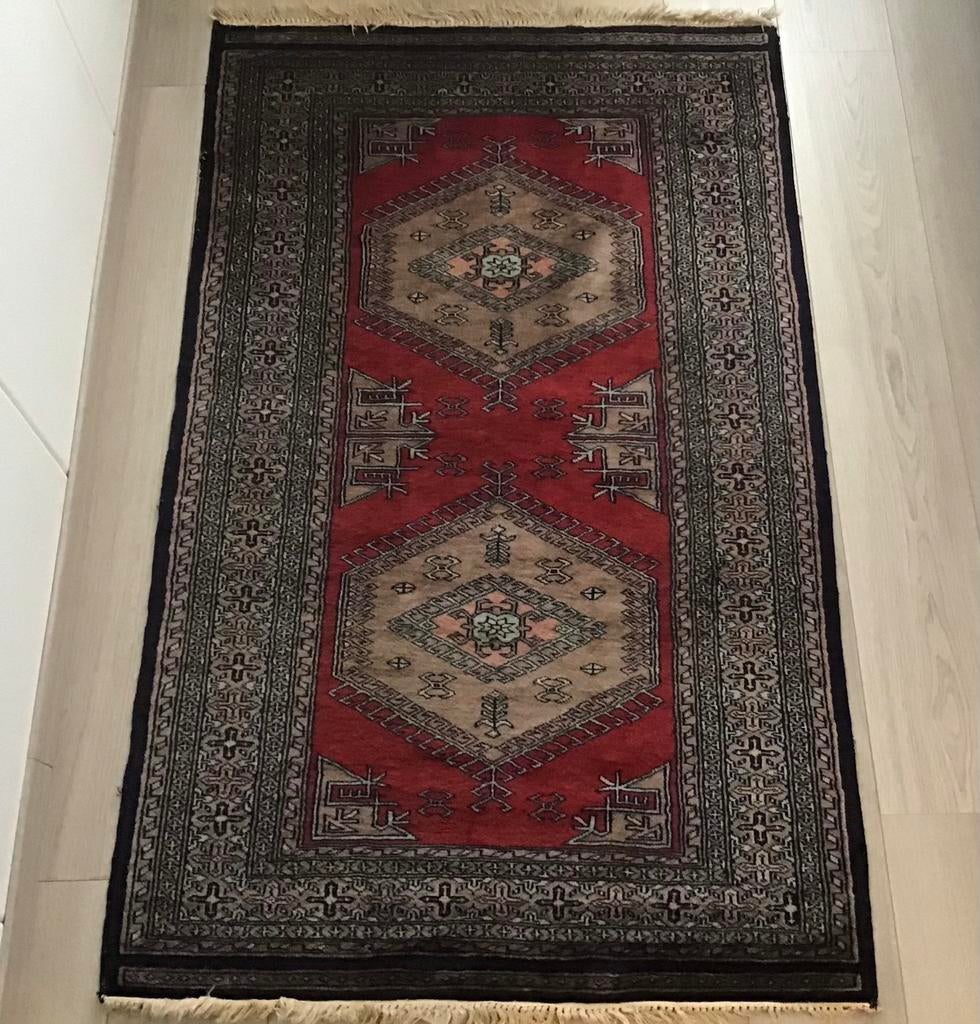 Perzisch tapijt, Ophalen