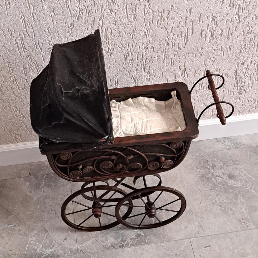 ANTIEKE Poppenwagen, Antiek en Kunst, Antiek | Overige Antiek, Ophalen