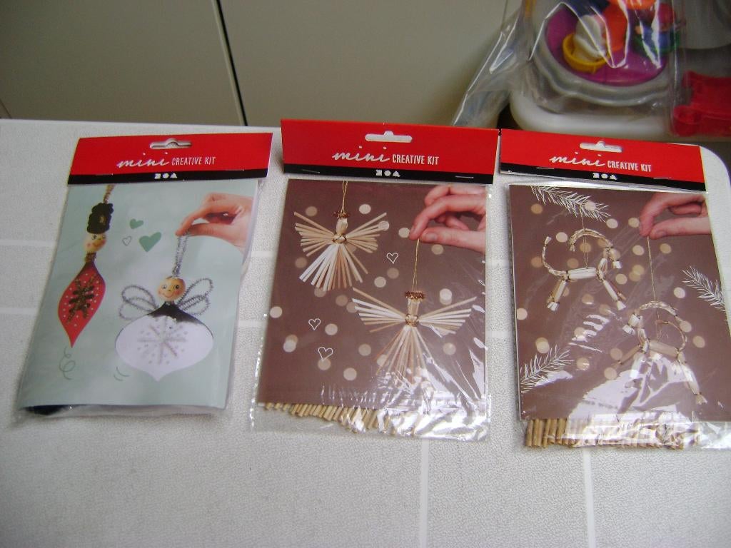 nieuw in verpak 3mini creatief kit met 2 kerstbal ster eland, Ophalen of Verzenden, Nieuw