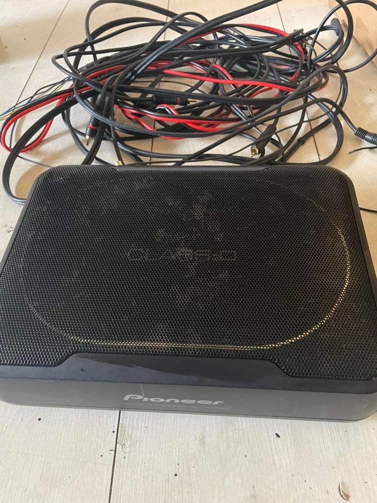 Pioneer under seat subwoofer ts-wx130a, Auto diversen, Autospeakers, Ophalen of Verzenden, Gebruikt