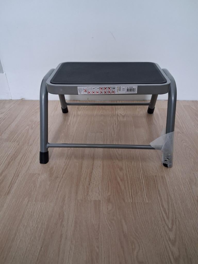 Nieuw opstapje caravan, Ophalen of Verzenden