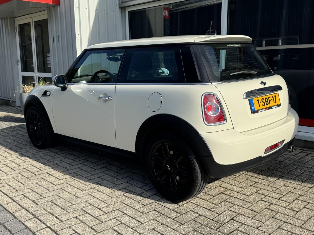MINI Mini 1.6 One | CRUISE | 2e EIG. | PARKEERSENS. | NAP |, Auto's, Mini, Gebruikt, Euro 6, 4 cilinders, Met garantie (alle)