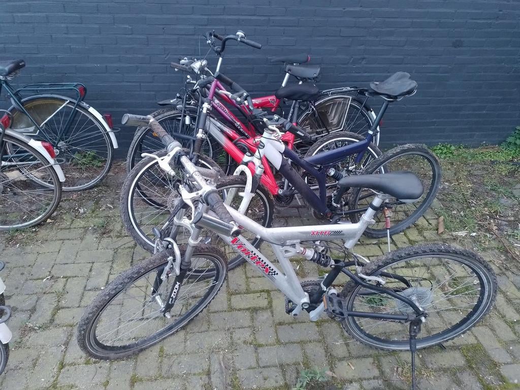 Partij van 9 gebruikte fietsen - Diverse modellen, Fietsen en Brommers, Overige Fietsen en Brommers, Ophalen of Verzenden, Gebruikt