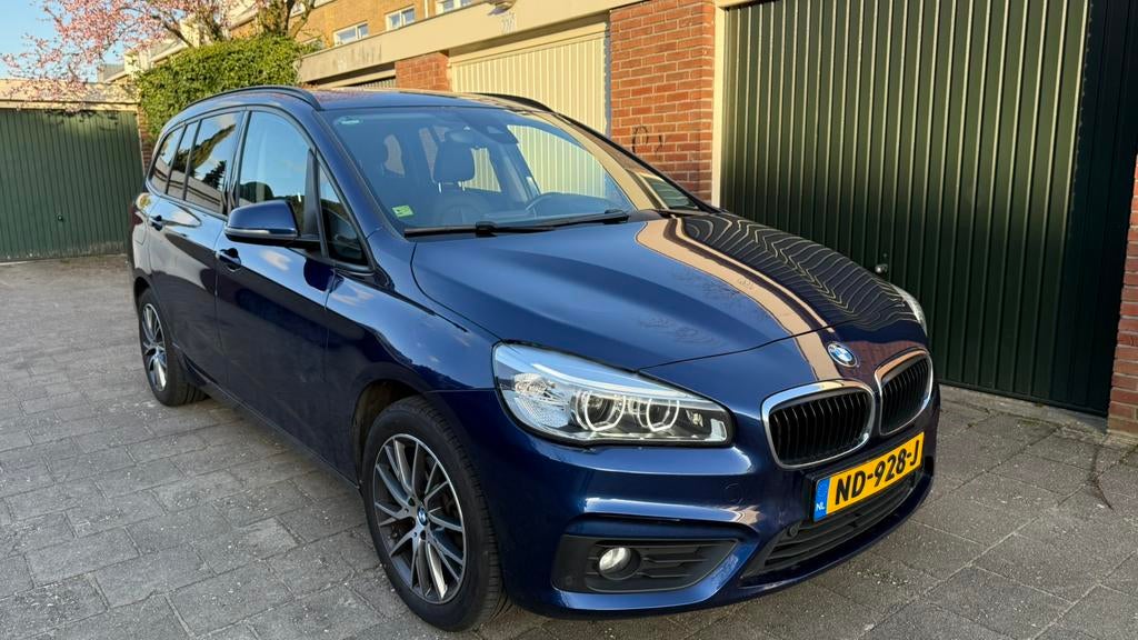 BMW 218i 7‑Zitter Automaat | Nieuwe Turbo | Onderhoud 2028, Auto's, BMW, Automaat, 2-Serie Gran Tourer, Blauw, 7 stoelen