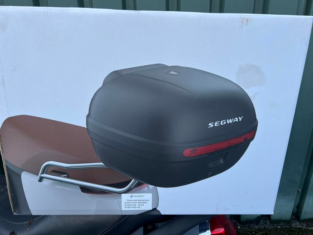 Segway koffer nieuw met beugel vespa kymco sym, Motoren, Ophalen, Nieuw