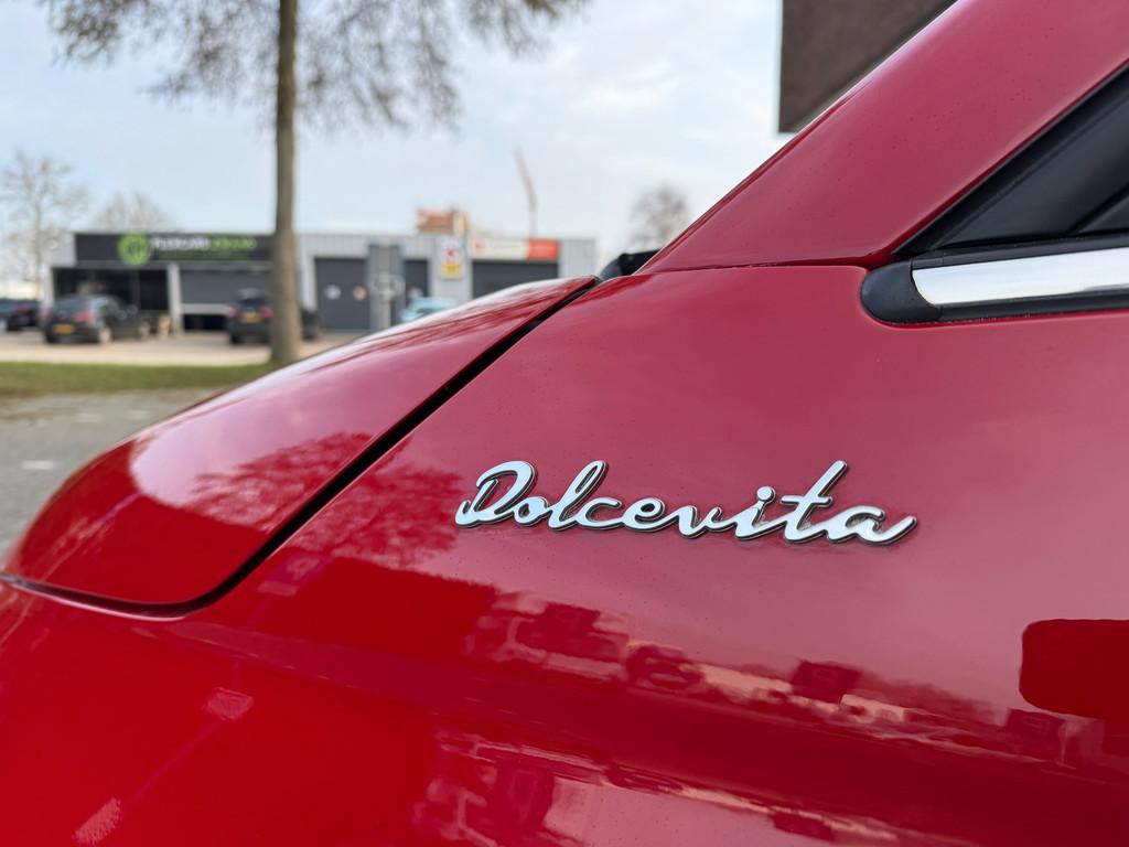 Fiat 500C 1.0 Hybrid Dolcevita - Navi - Airco - Parkeerhulp, 4 stoelen, Leder en Stof, Bedrijf, Handgeschakeld