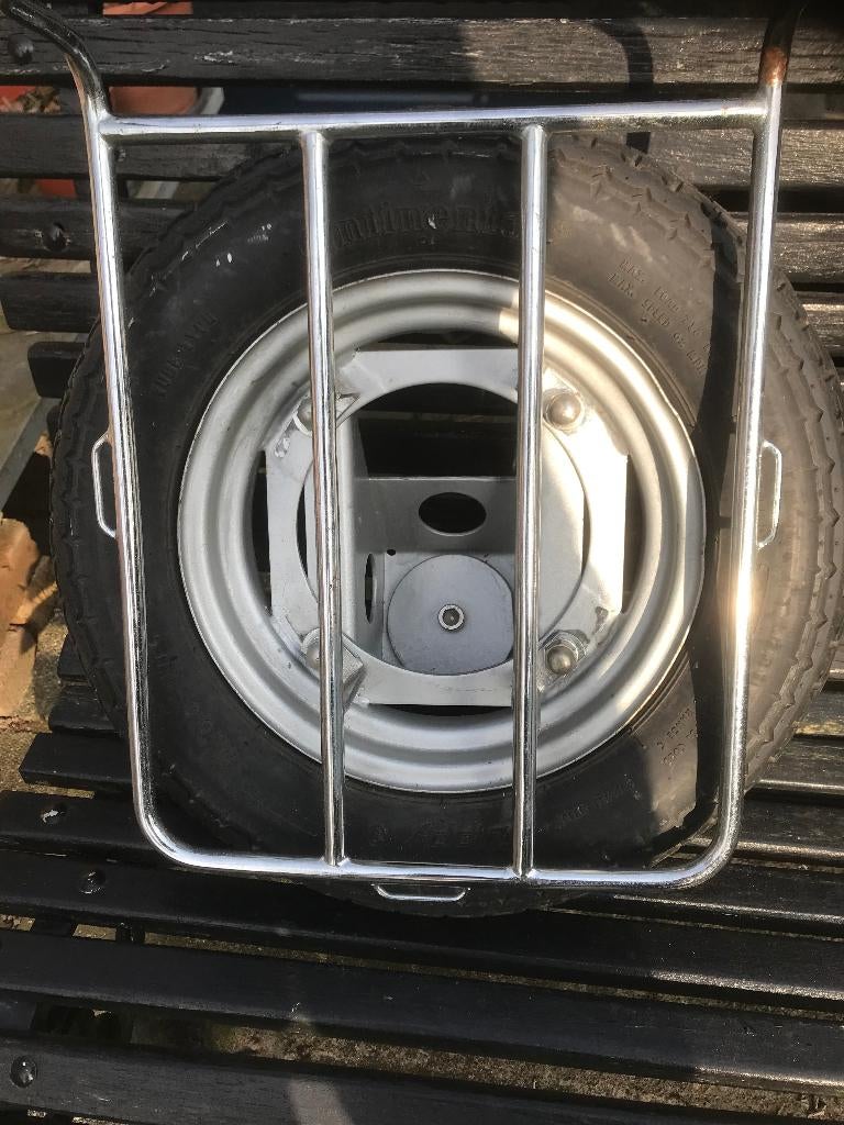 Te koop 1 reservewielsteun Heinkel 103 A1 met wiel, Motoren, Ophalen, Gereviseerd