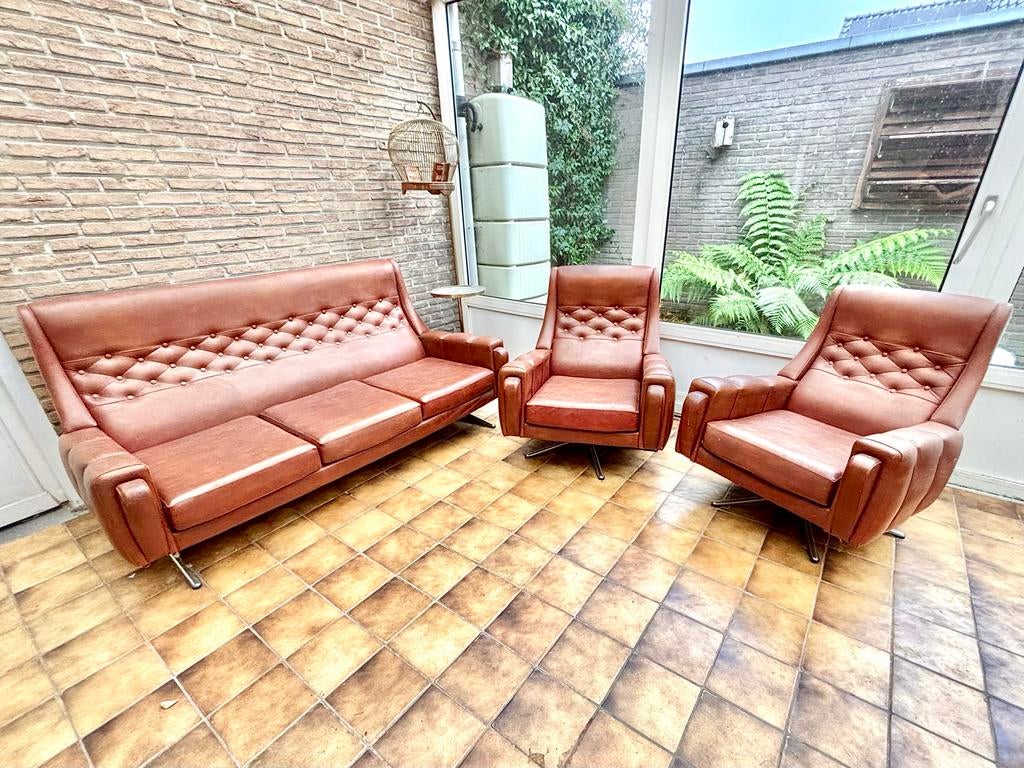 Vintage bankstel bruin skai leer, Huis en Inrichting, Banken | Bankstellen, Ophalen, Gebruikt, Rechte bank, Leer