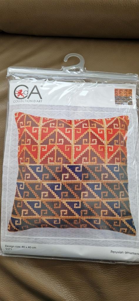 Borduurpakketten sierkussens 40x40 cm - Nieuw, Hobby en Vrije tijd, Borduren en Borduurmachines, Ophalen of Verzenden, Nieuw, Borduurpakket