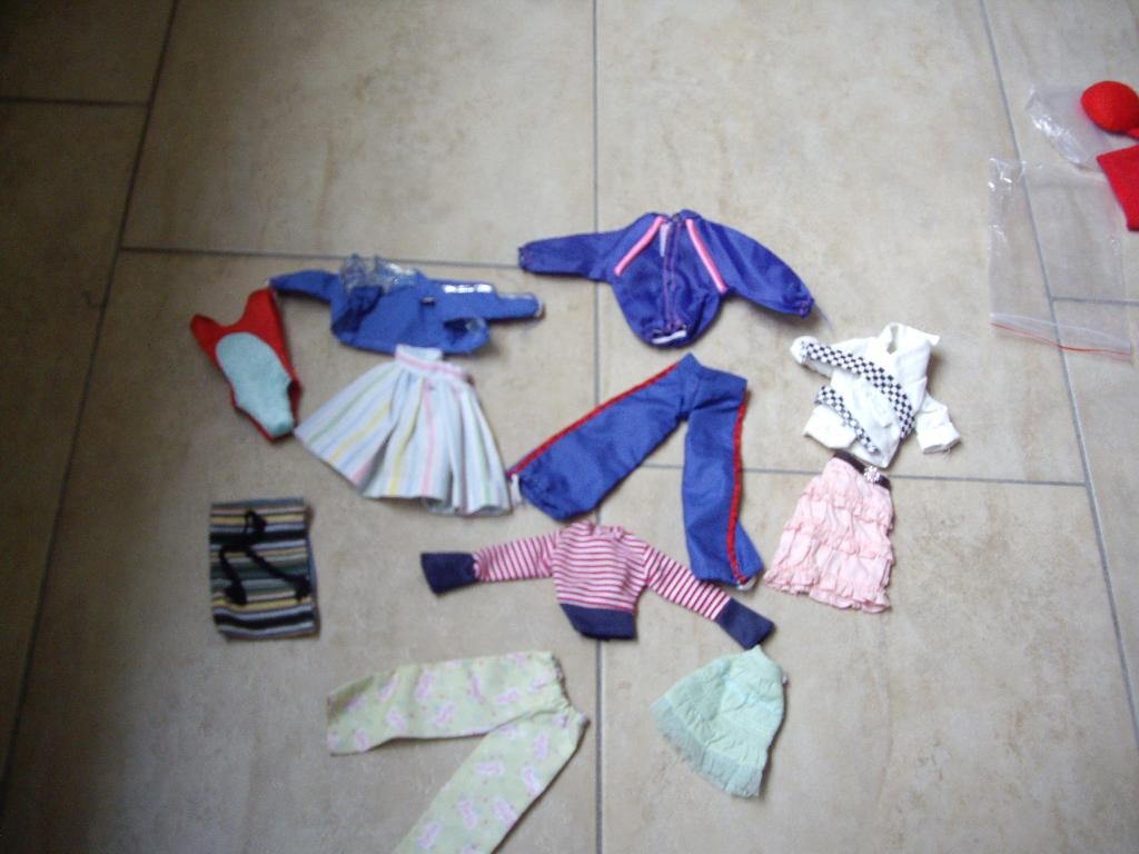 barbie kleertjes €3,50 per foto, Ophalen of Verzenden, Zo goed als nieuw, Barbie