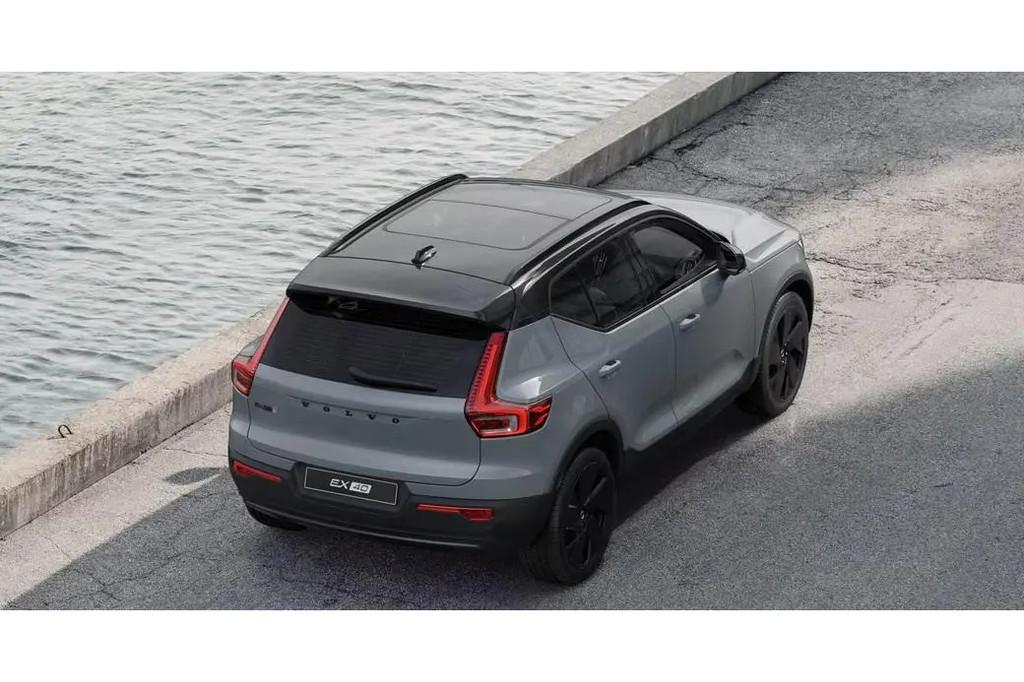 Volvo XC40 Single Motor Extended Range Ultra Bl € 55.340,0, Automaat, Stof, 252 pk, SUV of Terreinwagen
